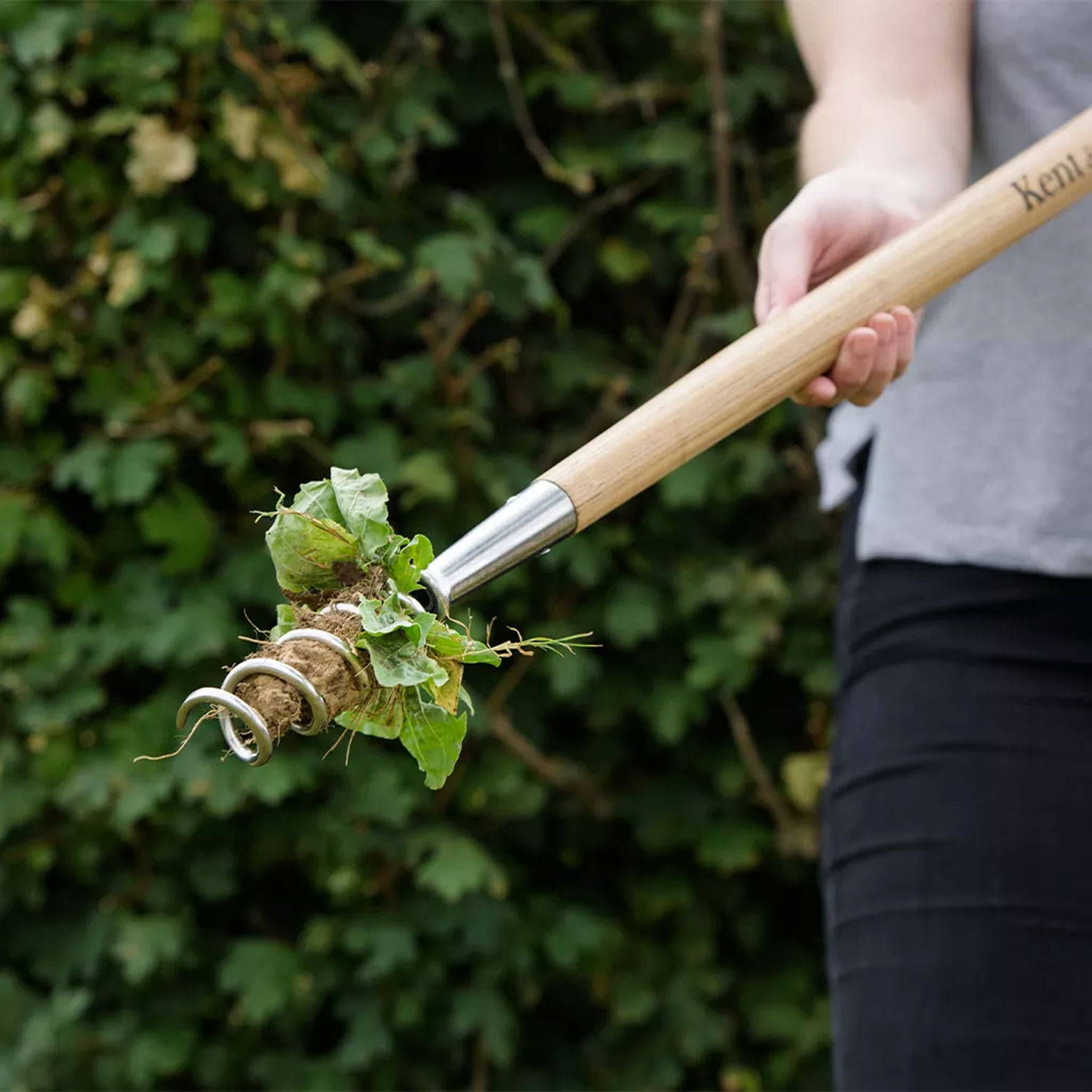 Kent & Stowe Stainless Steel Long Corkscrew Weeder - Imagen 3